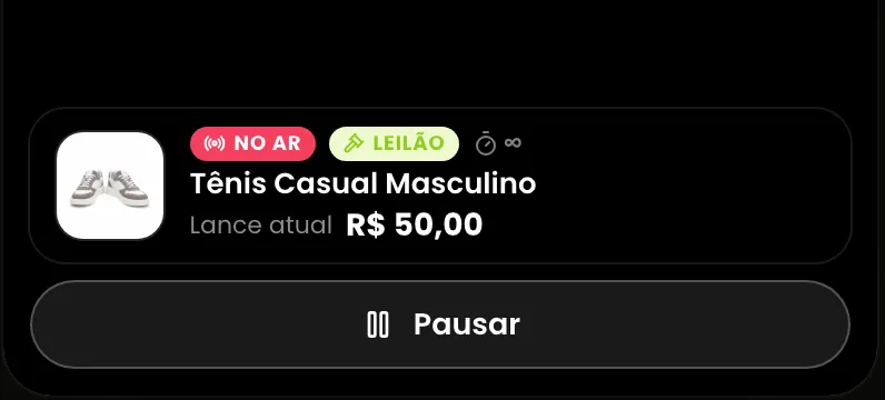Card do produto em leilão na live: etiquetas NO AR e LEILÃO, o nome do produto, lance atual de R$ 50,00 e o timer